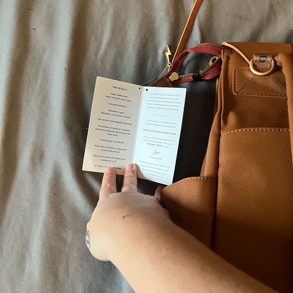 Harry Potter style diaper bag- new with tags, never used - Picture 4 of 7